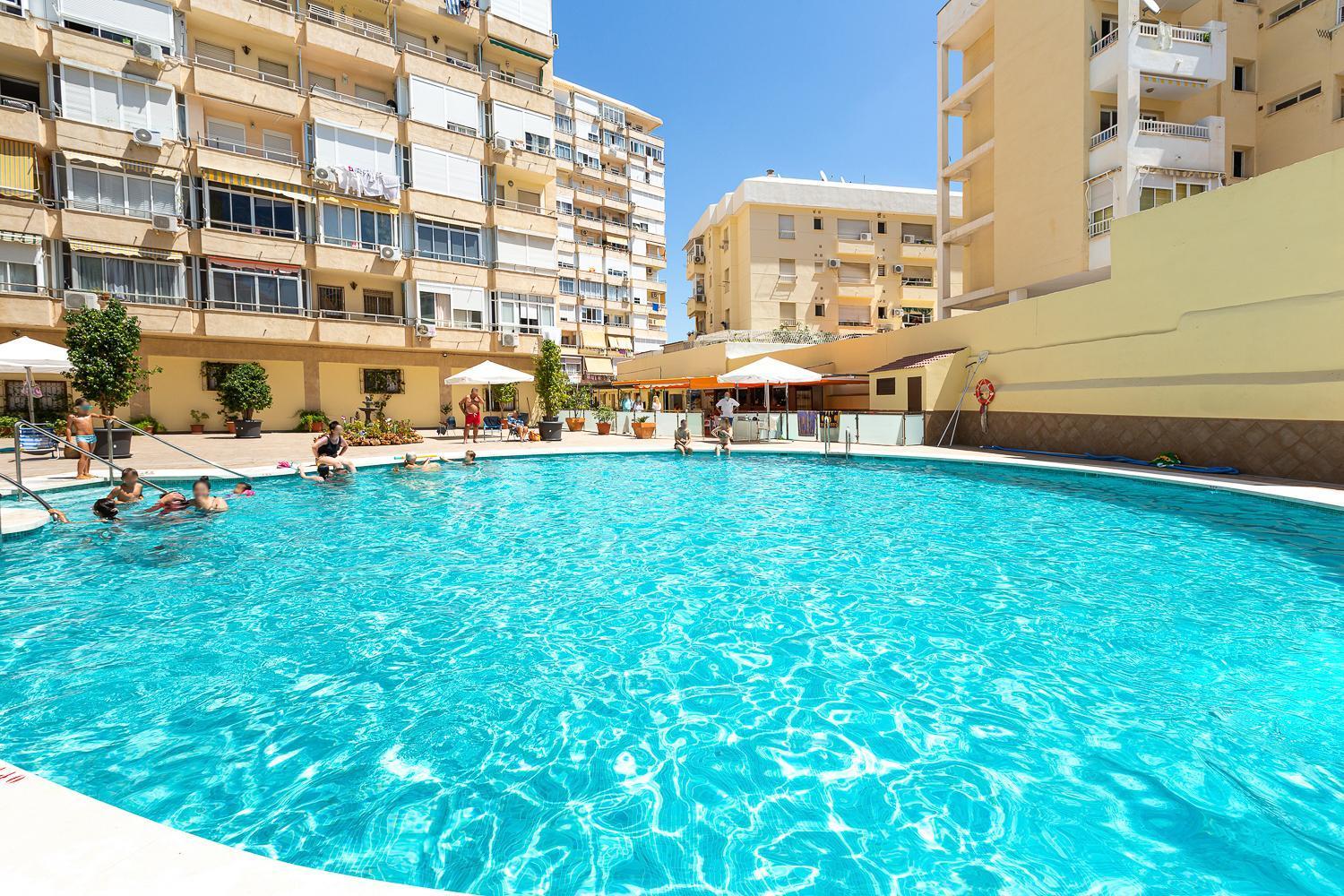 Ver621 - Estudio Con Vistas Al Mar, Wifi, Piscina, Centro A 100 Metros, Playa A 600 Metros Torremolinos Exterior photo